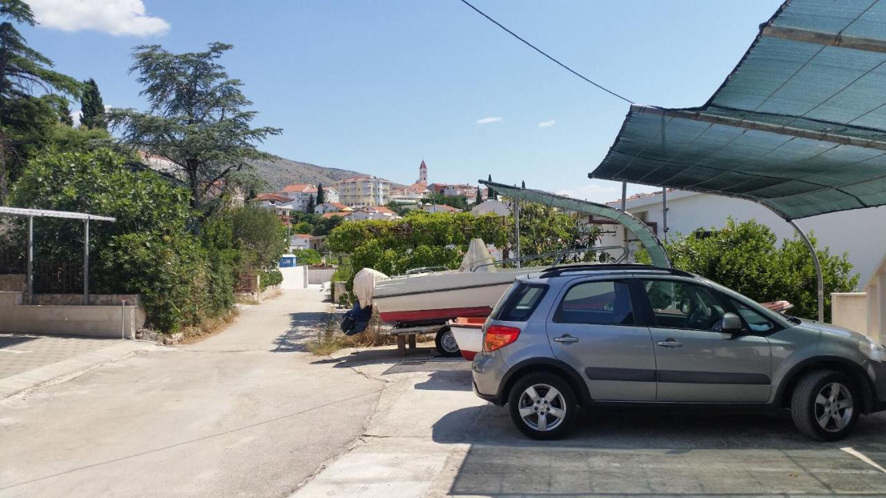 Apartments Frano Seget Vranjica Esterno foto