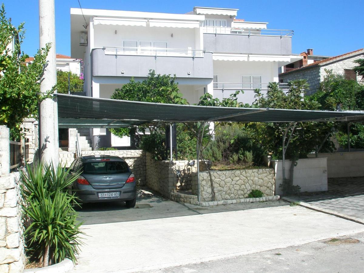 Apartments Frano Seget Vranjica Esterno foto